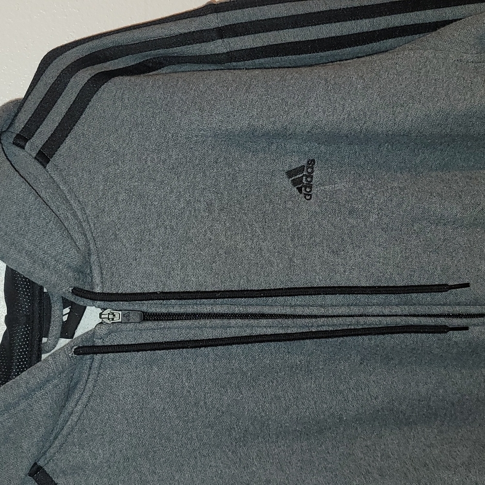 Adidas - Picture 2 of 3